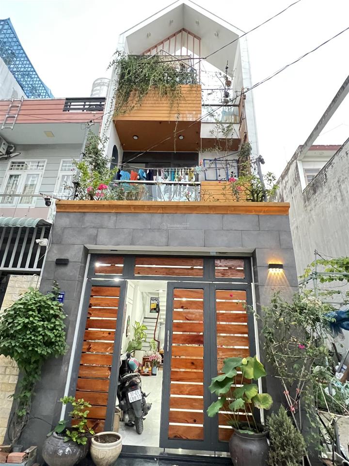 Nhà 3 tầng mới đối diện vila park hẻm xe hơi khu dân trí chủ cần bán gấp