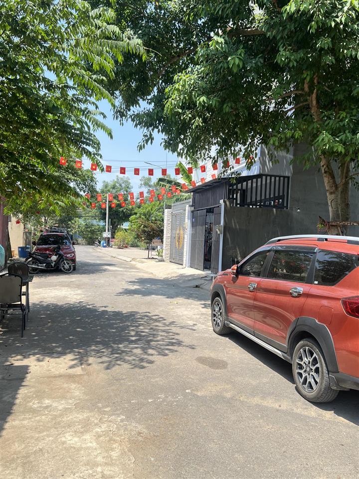 Lô đất giá quá tốt 70m2 khu phân lô vỉa hè vị trí đẹp gần khu đông tăng long chợ long trường