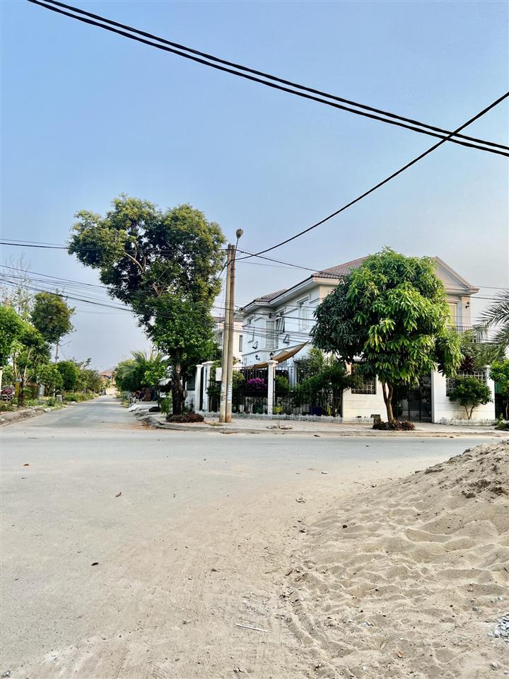 Bán đất tặng nhà khu phân lô gò cát giá tốt 80m2 hoàn công hẻm xe hơi đậu ngày đêm chỉ nhỉnh 6 tỷ