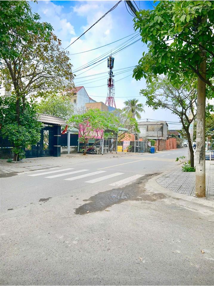 Hạ 200 triệu bán nhanh lô đất khu phân lô có vỉa hè 60m2 toàn nhà mới xây, an ninh, 150m ra ndt