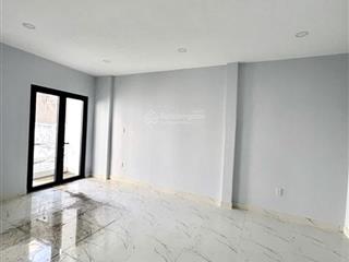 Nhà 3 tầng bình trưng sổ hồng riêng phân khúc nhỏ độc chủ làm ăn có lộc đổi nhà to bán nhanh