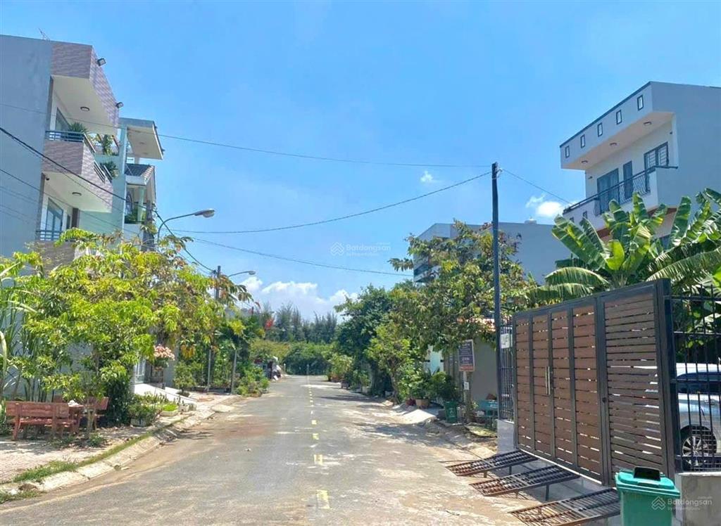 Đất khu phân lô cực đẹp ngay chợ long trường 93m2 đối diện khu đông tăng long, giá tốt đầu tư