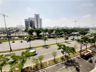 Thu nhập hơn 500tr. hầm 6 tầng. mt võ văn kiệt. 12x 35m. nở hậu. cn 346m2. giá 131 tỷ. giá đầu tư