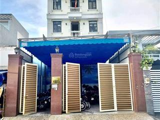 Siêu hiếm góc 3mt phan đăng lưu. 5.74 x 19.2m. cn 108m2. cấp 4. hđt 65tr ký từng năm. giá 25.46 tỷ