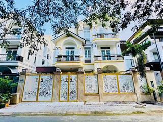 Ở đâu rẻ hơn? mt tân hương. 12.4 x 24m. ct hầm 7 tầng. cn 294m2. hđt 150tr. giá 42.6 tỷ