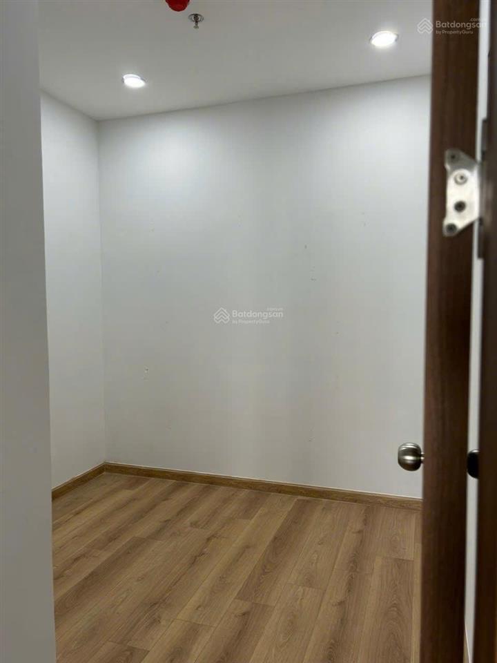 Ngộp bán gấp bcons garden 43m2 2pn1wc chỉ 1,7 tỷ bao thuế phí, có nội thất, mặt tiền phạm hữu lầu