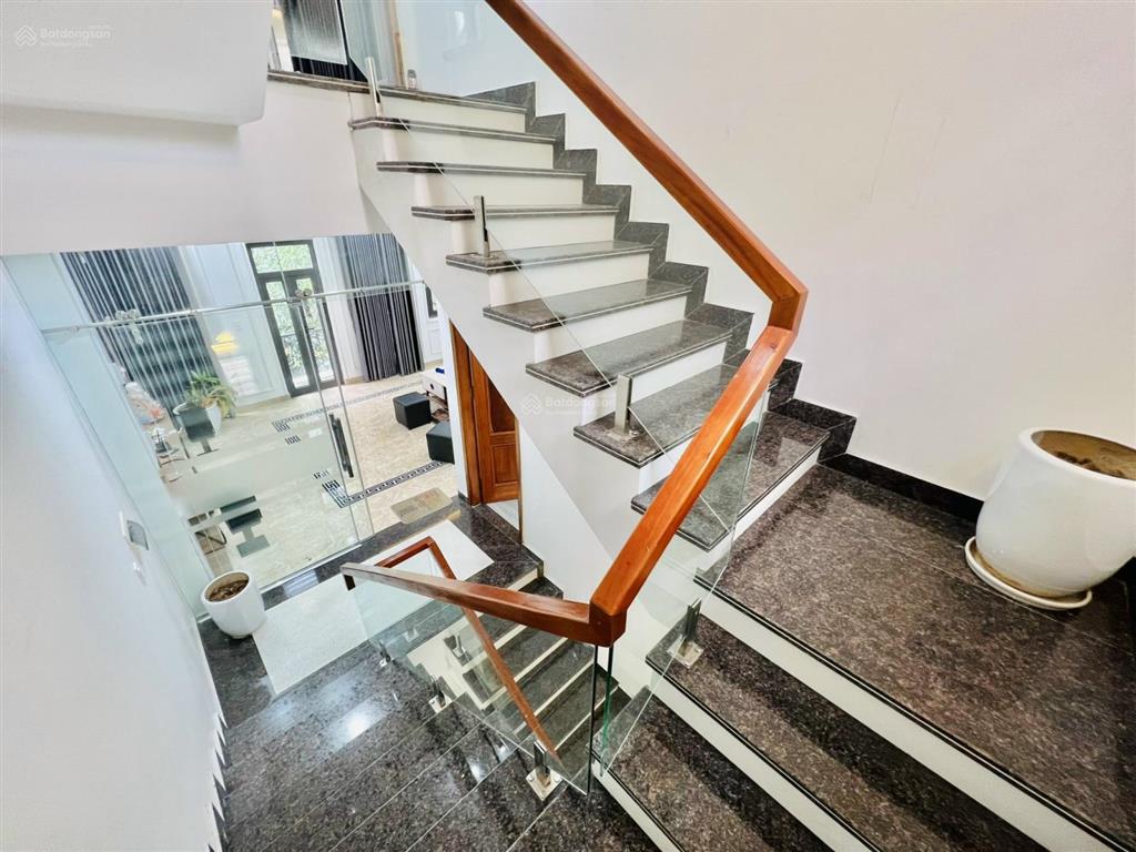 Bán căn liền kề hoàng huy riverside diện tích nhỏ cực hiếm