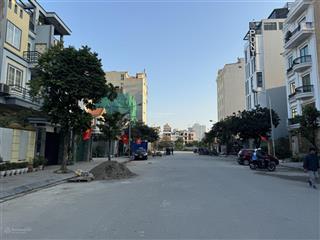 Chuyển nhượng lô đất tặng căn biệt thự giá tốt nhất lê hồng phong !!!