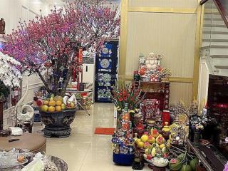 Chính chủ bán nhà 7 tầng thang máy khu vincom lê thánh tông!