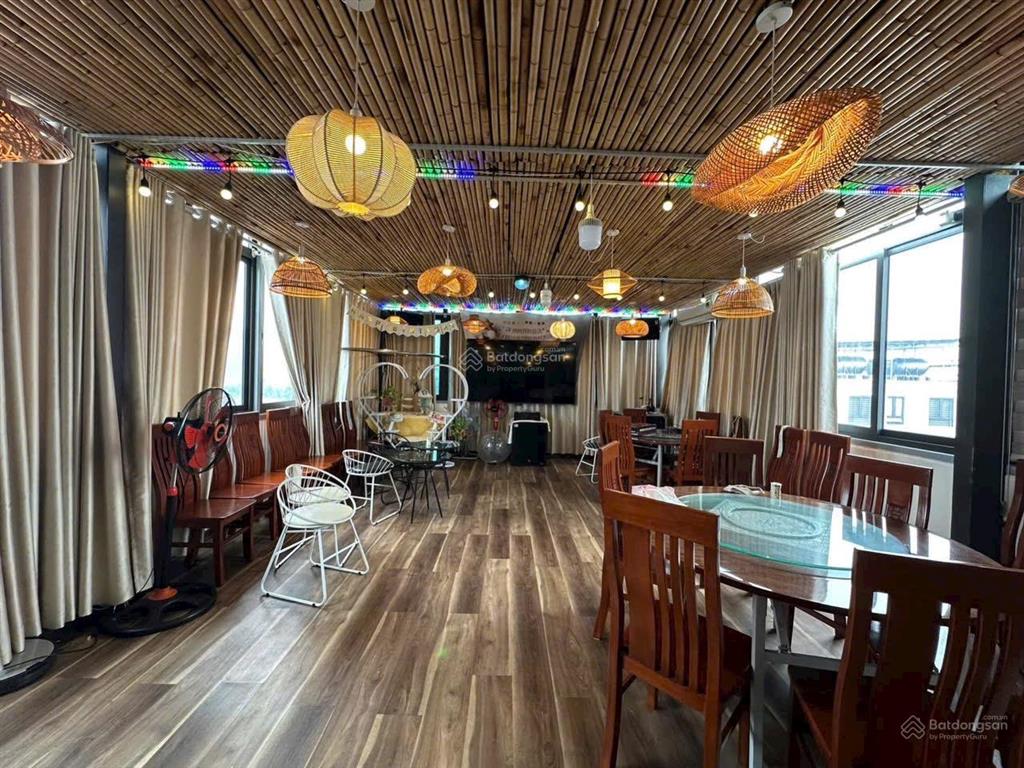 Chính chủ bán nhà 7 tầng thang máy khu vincom lê thánh tông giảm giá cực mạnh !!!