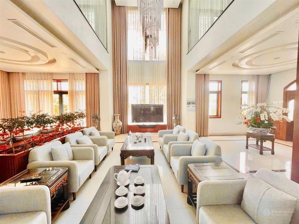 Bt đơn lập góc vinhomes imperia full nội thất có thang máy view sông thượng lý