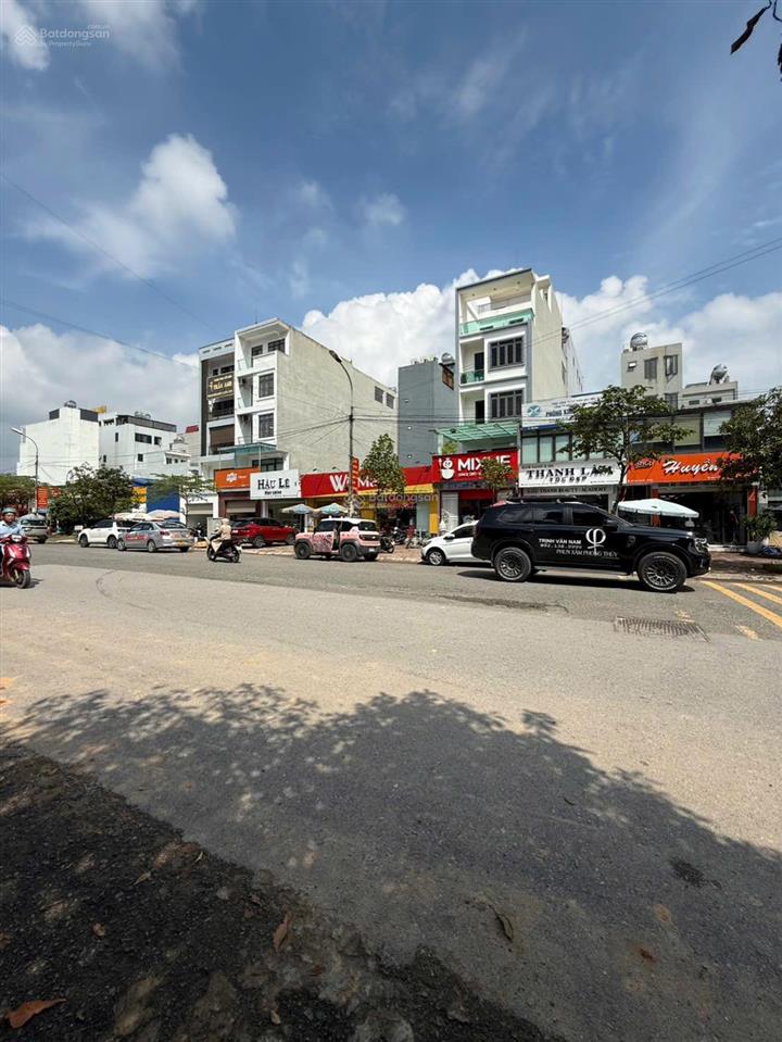 Bán đất phù mã thị trấn sóc sơn144m full thổ cư2 ô tô tránh 300m ra trung tâm lõi thị trấn