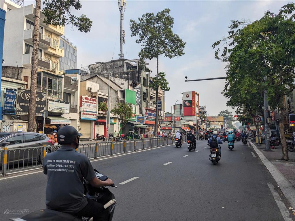 Kẹt tiền giảm sốc 11 tỷ  bán ts mặt tiền nơ trang long, p. 12, q. bt 220m2  đất  40 tỷ còn 29 tỷ