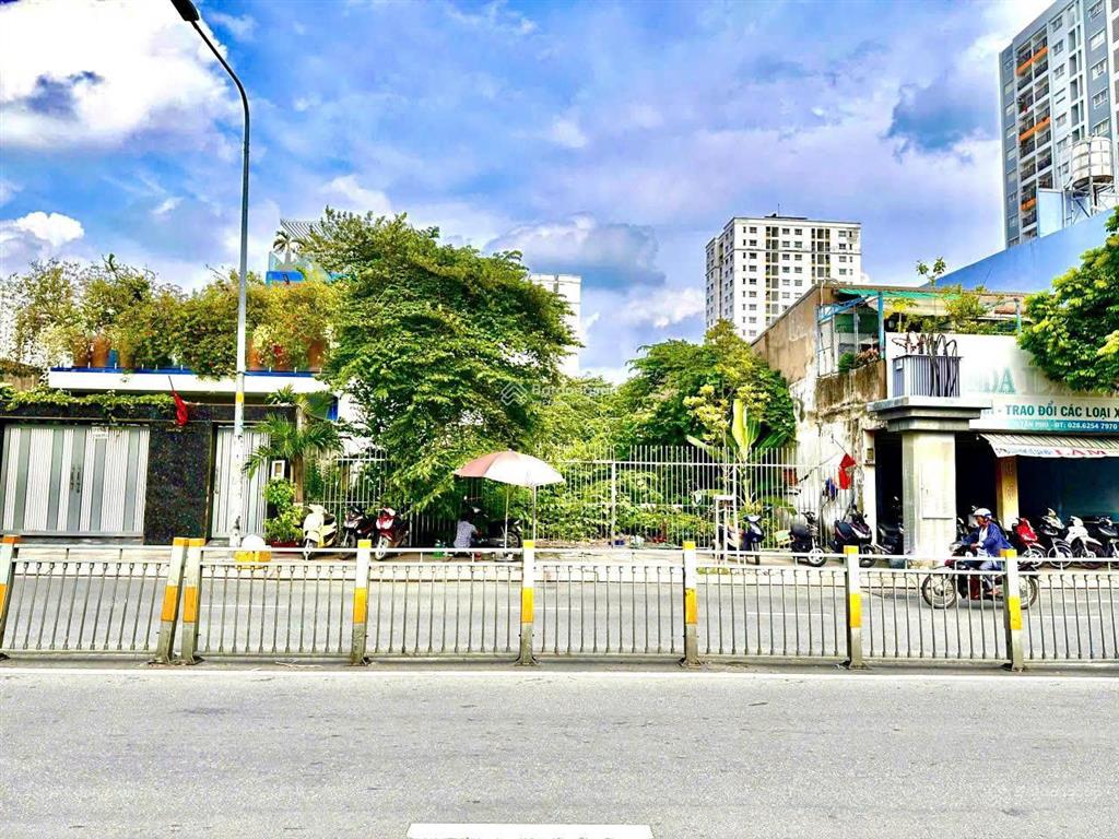 Ngộp 35 tỷ ~ bán góc 2mt đường lam sơn  cửu long p.2, q.tb  21mx17  ctxd hầm 7 tầng  giá 65 tỷ