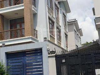 Giảm 4 tỷ bán biệt thự 235 đặng thùy trâm, q.bt  10x20m  3 tầng + áp mái  nhà đang ở  giá 28 tỷ