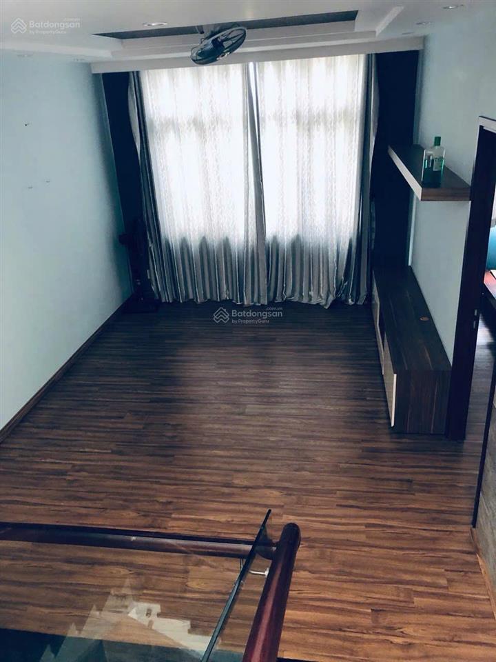 Giảm 4 tỷ bán biệt thự 235 đặng thùy trâm, q.bt  10x20m  3 tầng + áp mái  nhà đang ở  giá 28 tỷ