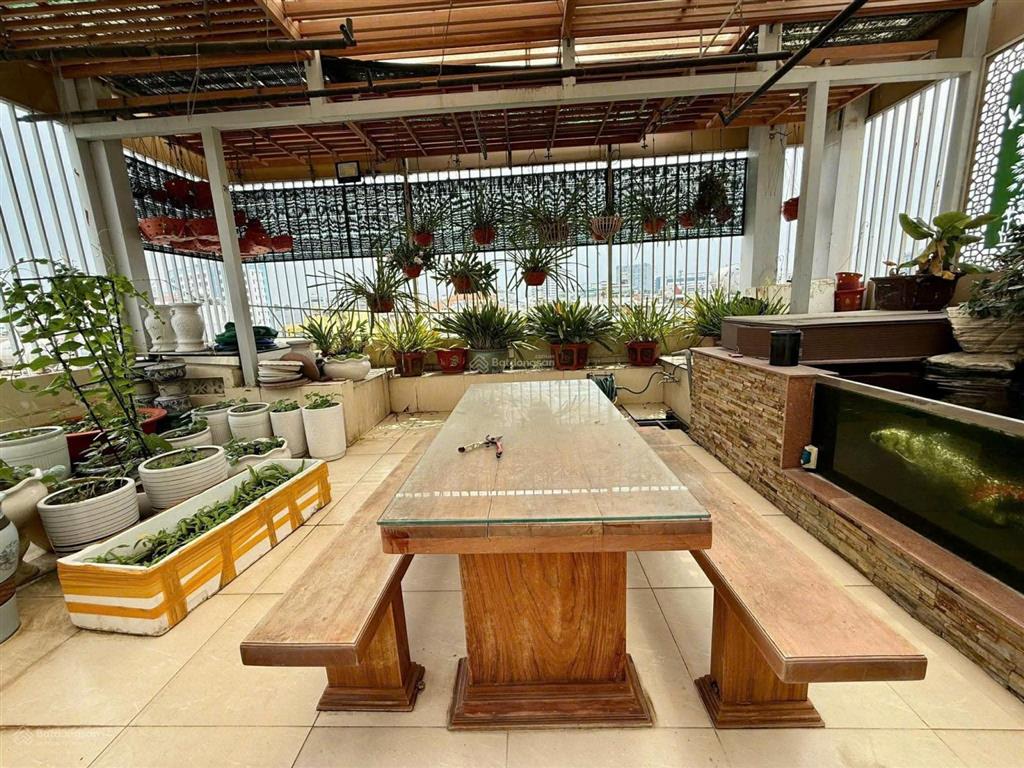 Bán biệt thự đường nam kỳ khởi nghĩa, quận 3  250m2  2 tầng lầu  vị trí cực đẹp giá 70 tỷ tl