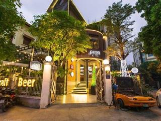 Cho thuê gấp bt sân vườn phố nguyễn đình thi view hồ tây,diện tích 100m2 x 4 tầng+ sân 50m2, mt 10m