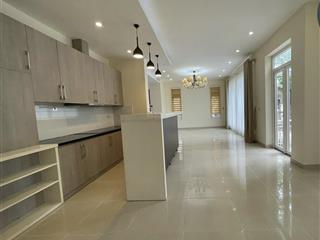 Cho thuê bt 270m2 siêu rộng để ở làm văn phòng giá hợp lý 25 triệu tại splendora bắc an khánh