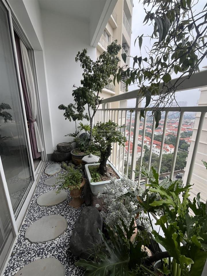 Bán căn hộ toà essensia 3pn 128m2 tầng đẹp hướng mát view liền kề giá bán tốt 8,6 tỷ tại splendora