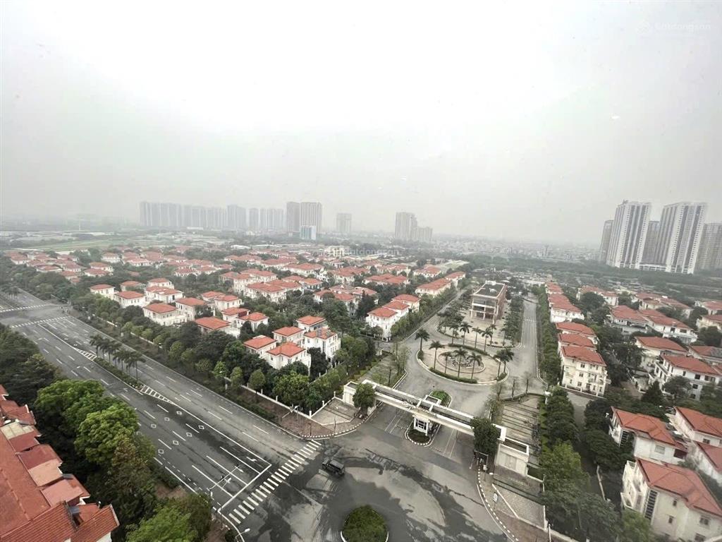 Bán nhanh căn hộ 150m2 toà 104, tầng đẹp view thoáng mát giá bán hấp dẫn 9,x tỷ tại splendora