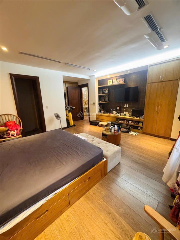 Cho thuê biệt thự 270m2 nhà full đủ đồ giá thuê 30 triệu tại splendora an khánh