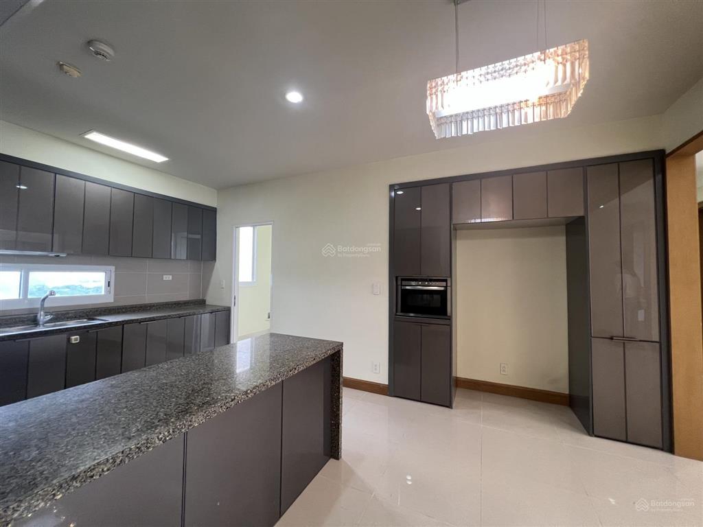 Bán căn hộ siêu rộng 178m2 4pn ban công nam, giá hợp lý 12 tỷ tại splendora bắc an khánh
