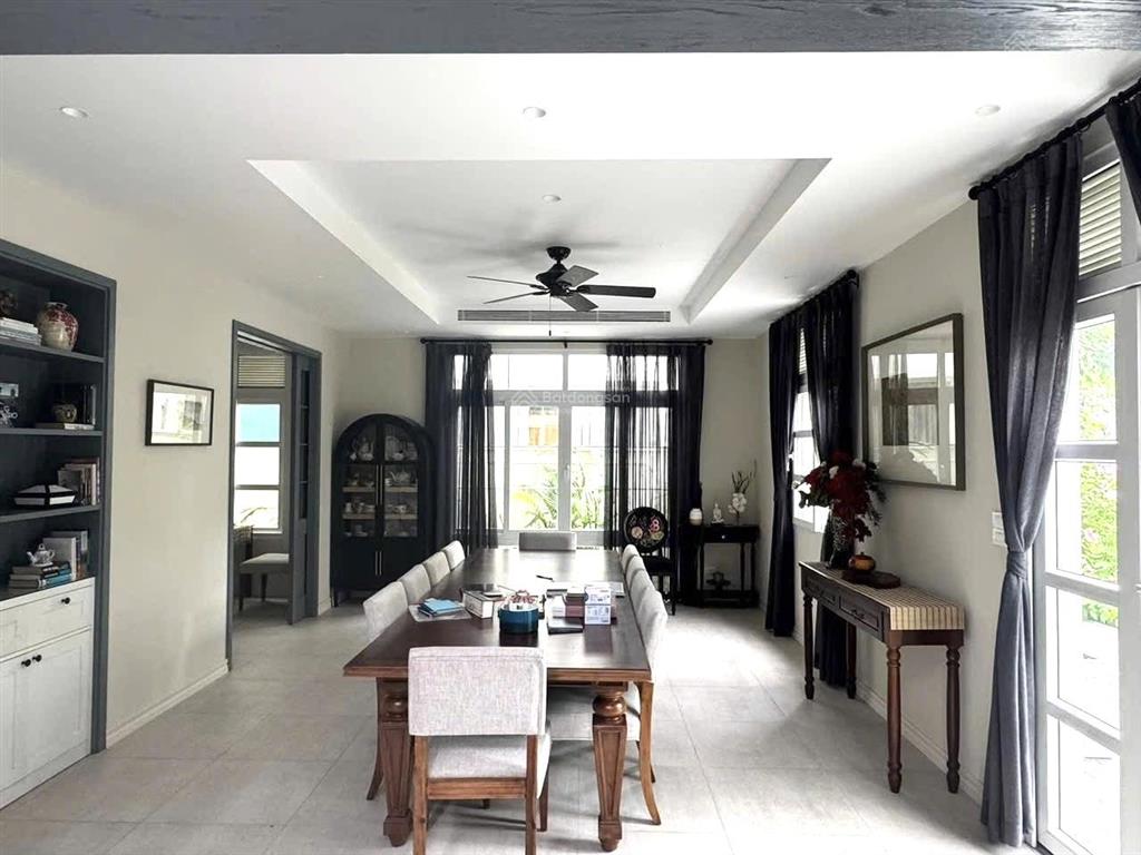 Cho thuê biệt thự căn góc rộng 330m2 full nội thất cao cấp giá thuê 3x triệu tại splendora an khánh