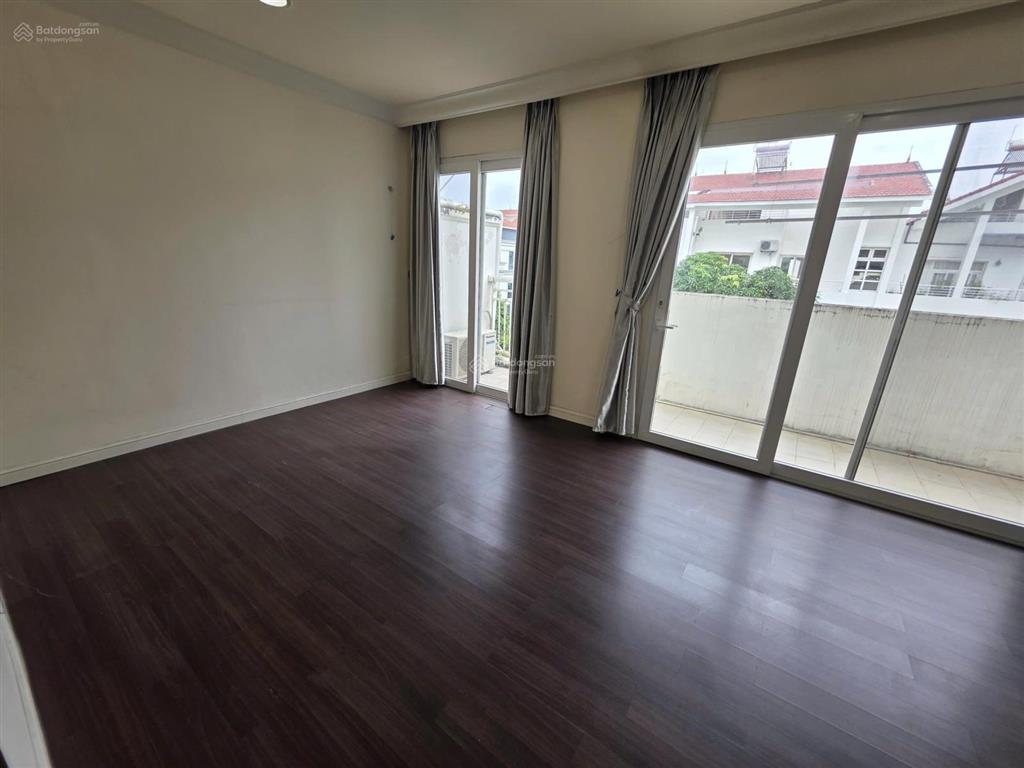 Cho thuê liền kề 4pn hướng mát giá thuê 18 triệu tại khu đô thị splendora an khánh