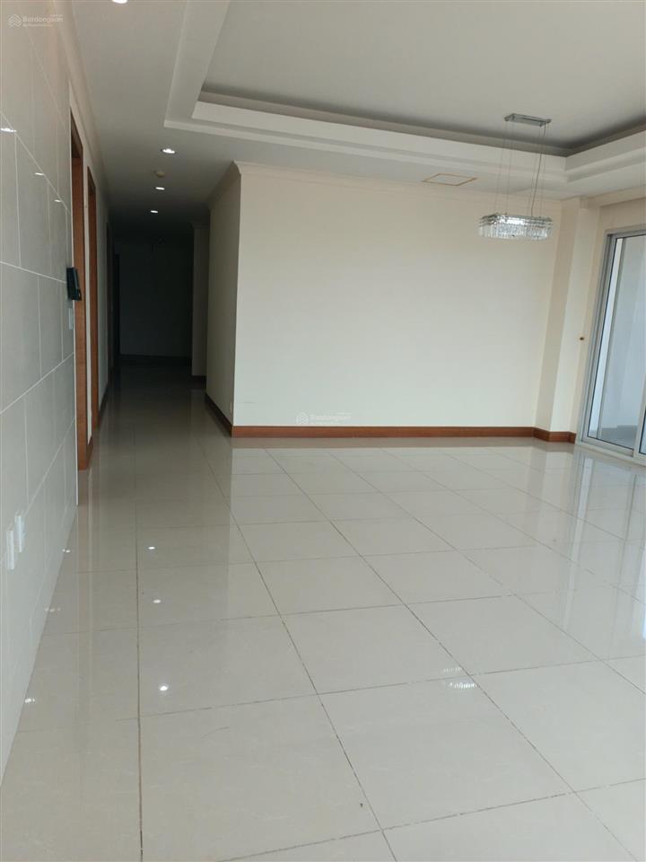Bán cc hoa hậu tòa essensia 150m2 3pn2wc tầng đẹp view thoáng giá bán 9,x tỷ bao hết tại splendora
