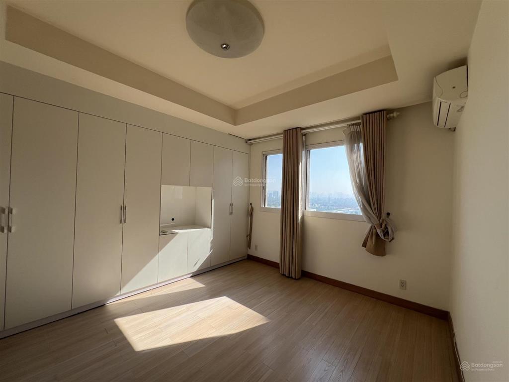 Cho thuê căn hộ 109m2 2pn đồ cơ bản tầng trung giá thuê hợp lý 12 triệu tại splendora an khánh
