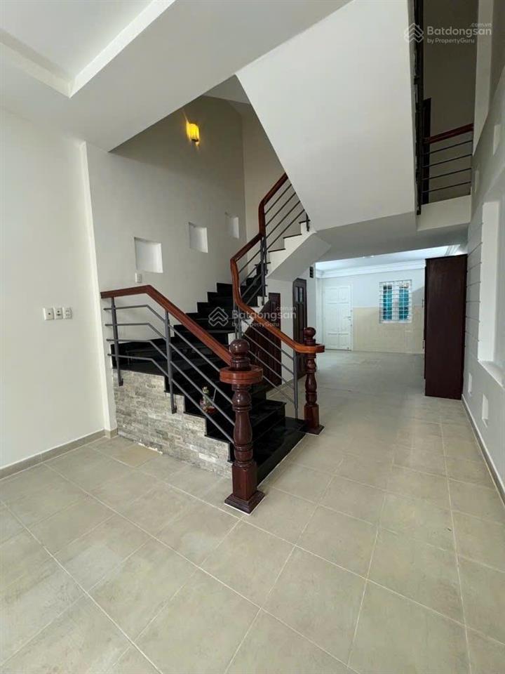Bán nhà mặt tiền kinh doanh  lê văn thọ p. 11  4 tầng dt 4x16m  nở hậu  giá chỉ 9.8 tỷ