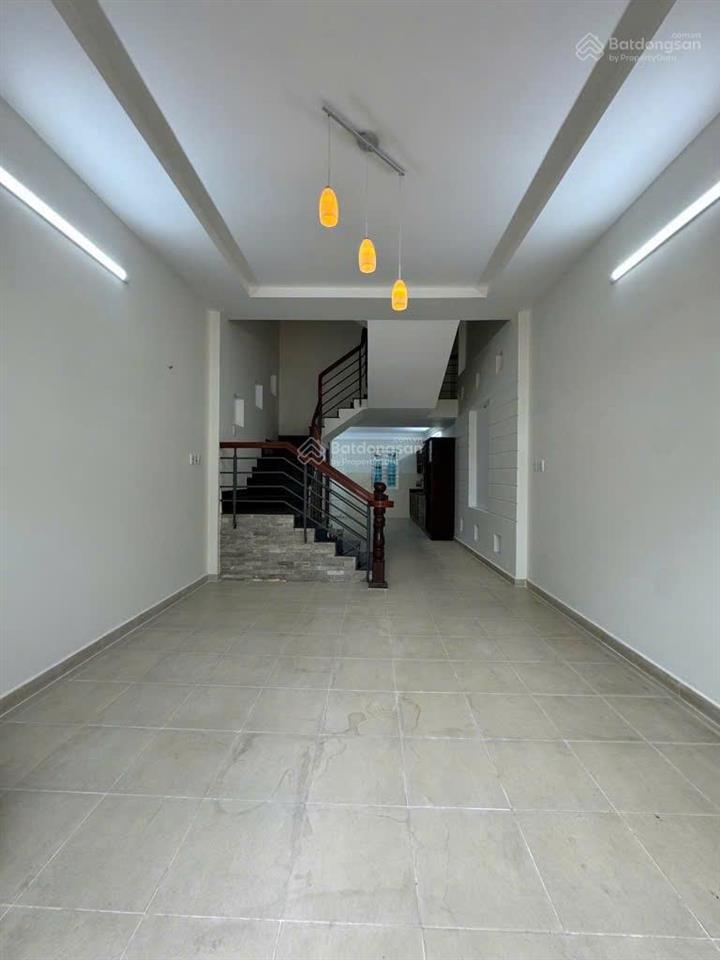 Bán nhà mặt tiền kinh doanh  lê văn thọ p. 11  4 tầng dt 4x16m  nở hậu  giá chỉ 9.8 tỷ