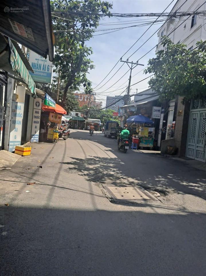 Bán lô đất tặng nhà đẹp hxh gần đh văn lang  dt 4x18m, dương quảng hàm, p5, gò vấp giá 8 tỷ hơn