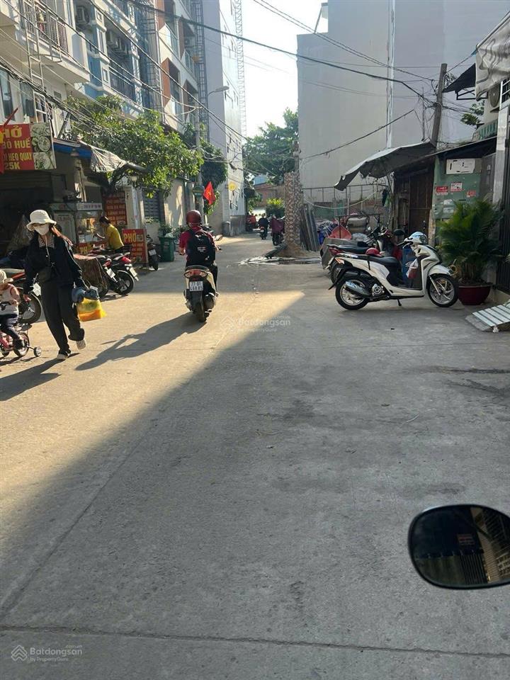 Bán lô đất dương quảng hàm p.5 gò vấp  dt 7x19m  ngang gần 7m  khu văn lang sầm uất xây chdv