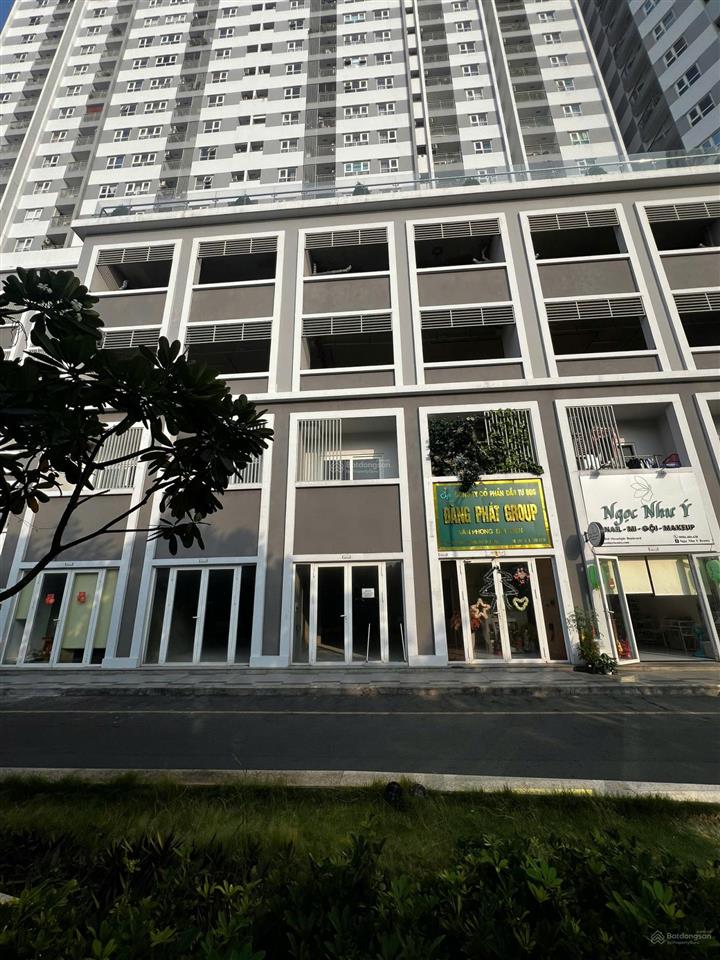 Cho thuê giá tốt chỉ 9tr/th shophouse 2 tầng kiên cố, vừa ở vừa kinh doanh, trung tâm tên lửa