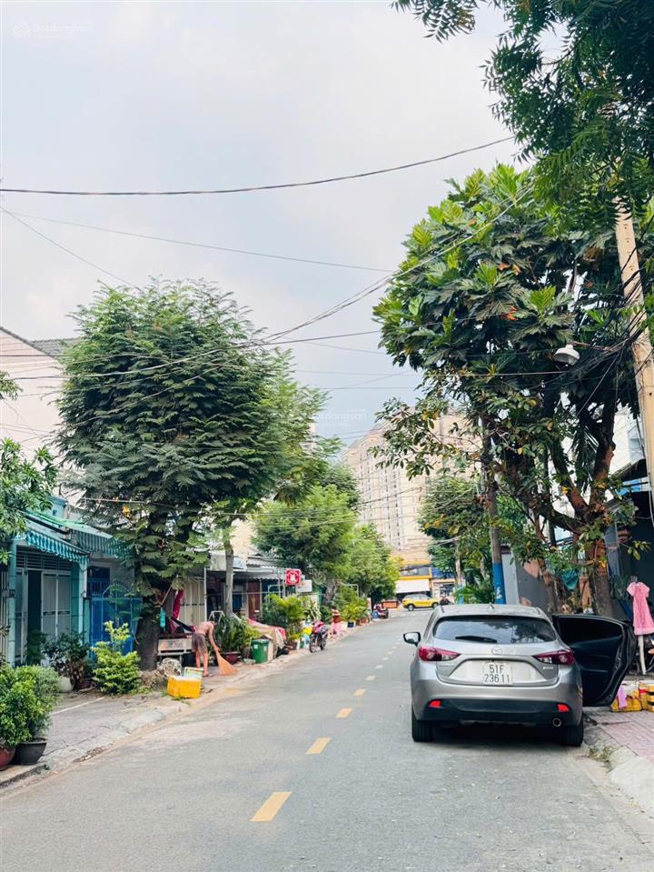 Mặt tiền đại lộ 2 phước long  sẵn nhà c4 mới vị trí sầm uất thuận tiện kinh doanh