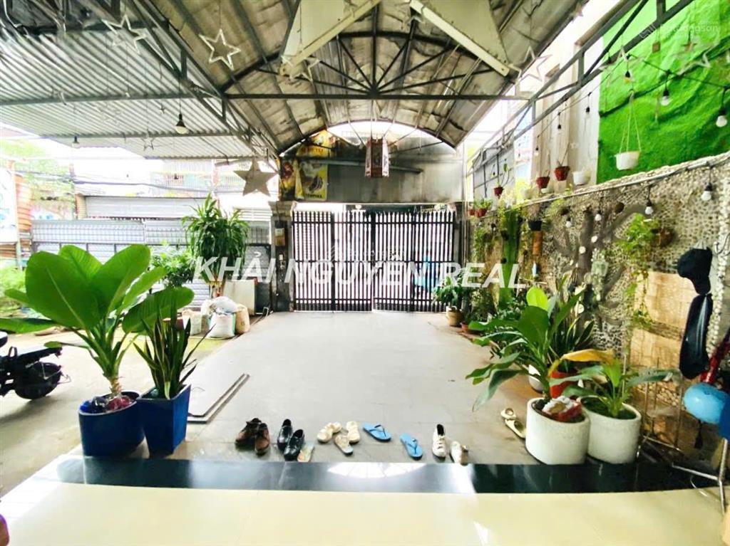 Nhà 3 tầng mặt tiền đường trần thị điệu (61 cũ)  phước long b, q9