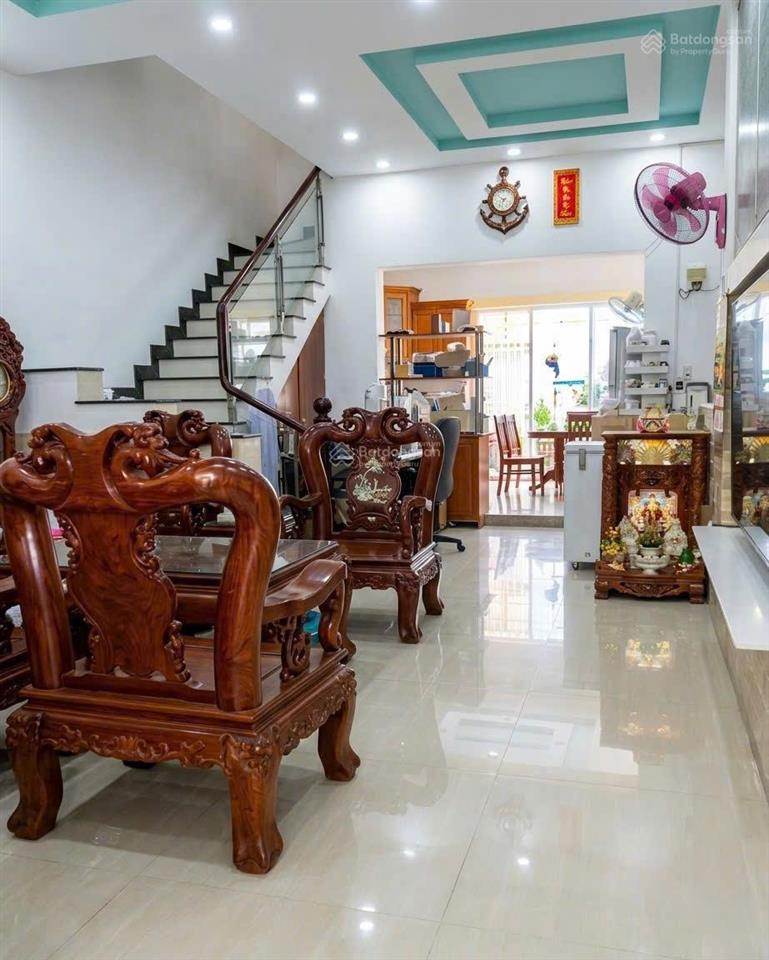 Mặt tiền kinh doanh gần global  ra đỗ xuân hợp chỉ 2 bước chân