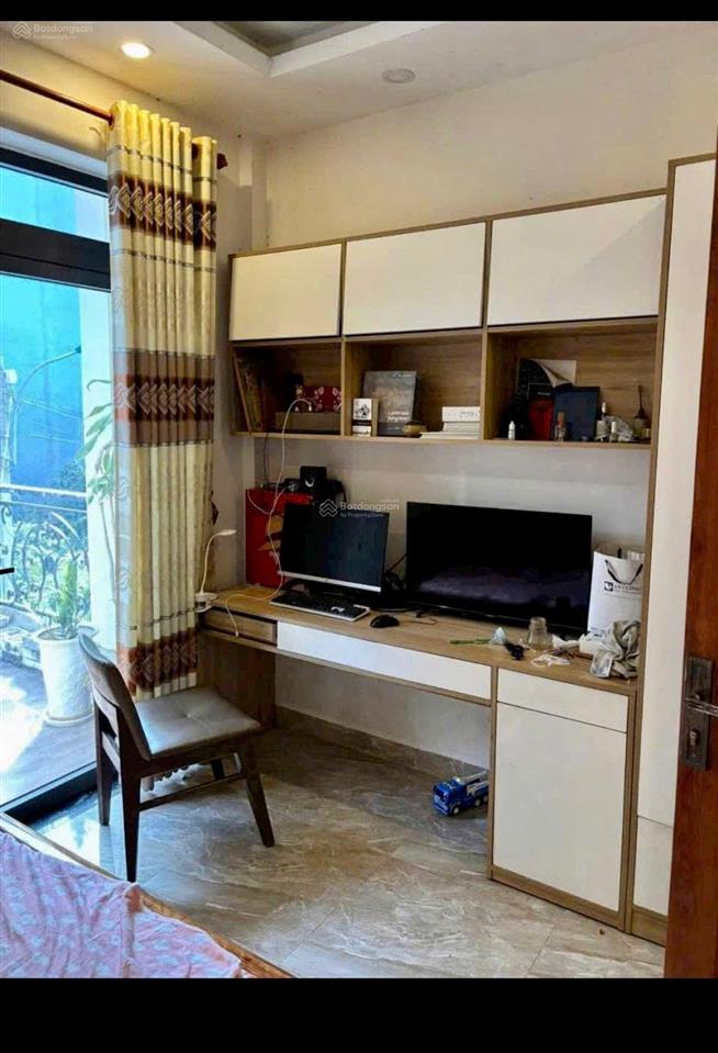 7,7 tỷ. nhà 4 tầng mới ngay vòng xoay liên phường  phước long