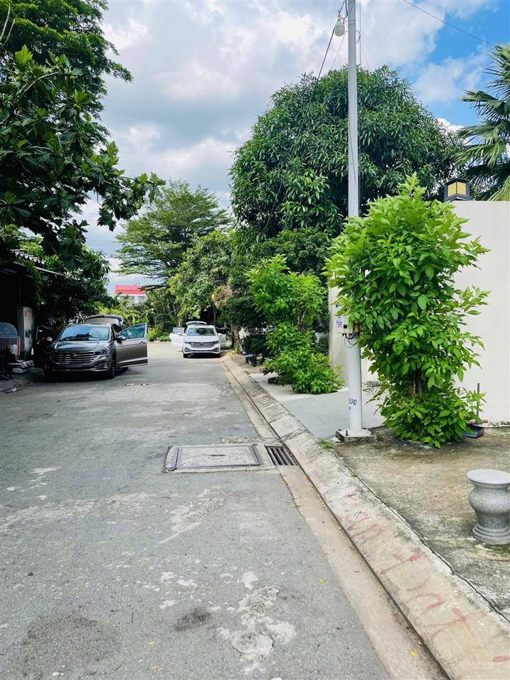 Nền biệt thự giá hời đỗ xuân hợp  phước long  quận 9