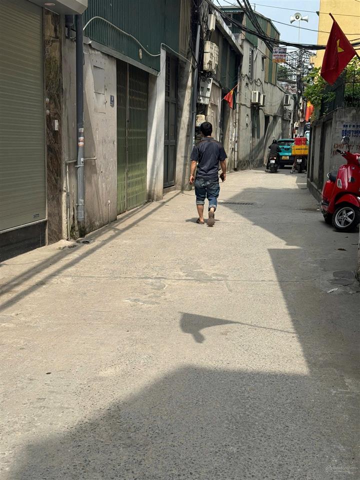 Bán nhà lĩnh nam  vĩnh hưng. ngõ ô tô. kinh doanh nhỏ. giá 9,x tỷ. thương lượng mạnh