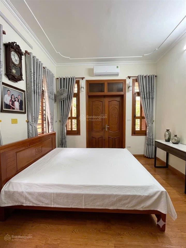 Siêu phẩm lõi hbt. hiếm có phố nguyễn đình chiểu. sở hữu ngay vị trí vàng. dt 33m2. mt 4m.