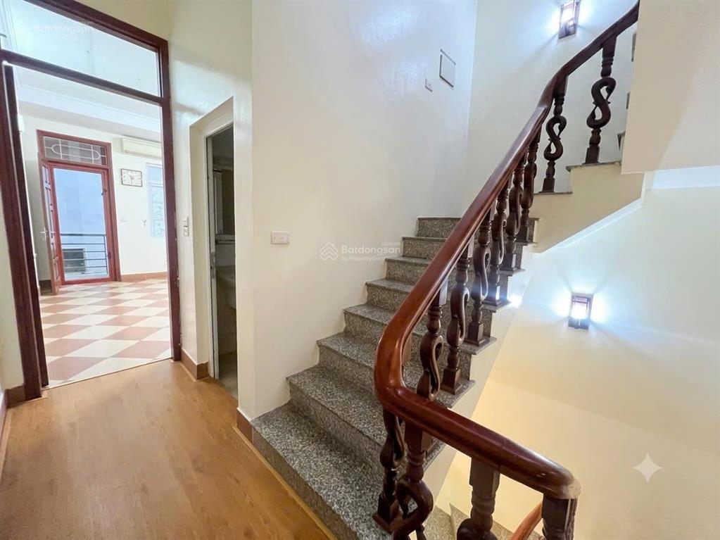 Bán nhà đẹp hbt, vị trí vàng. dt 50m2, 6 tầng. cơ hội sở hữu an cư lý tưởng. nơi kết nối hoàn hảo