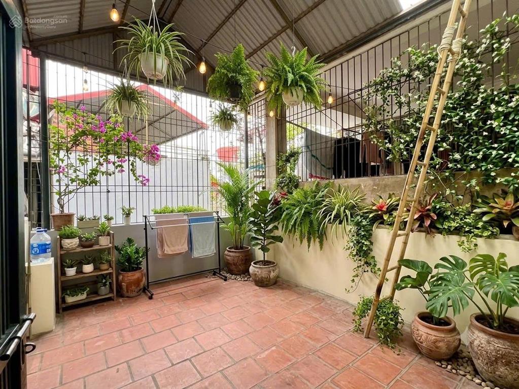 Bán nhà đẹp hbt, vị trí vàng. dt 50m2, 6 tầng. cơ hội sở hữu an cư lý tưởng. nơi kết nối hoàn hảo