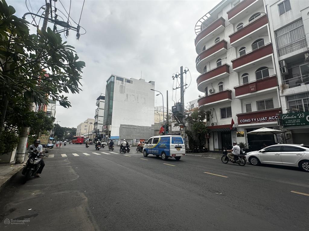 Hạ giá 10 tỷ! bán gấp góc 2mt hoàng việt, tân bình, (11mx20m), ctxd hầm + 7 tầng, giá bán 50 tỷ