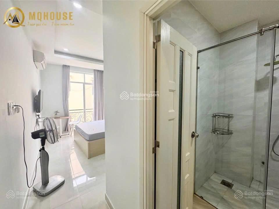 Định cư bán gấp! toà nhà chdv trương quốc dung, p. 10, pn, (9mx21m), 7 tầng, hđt 120tr, giá 30 tỷ