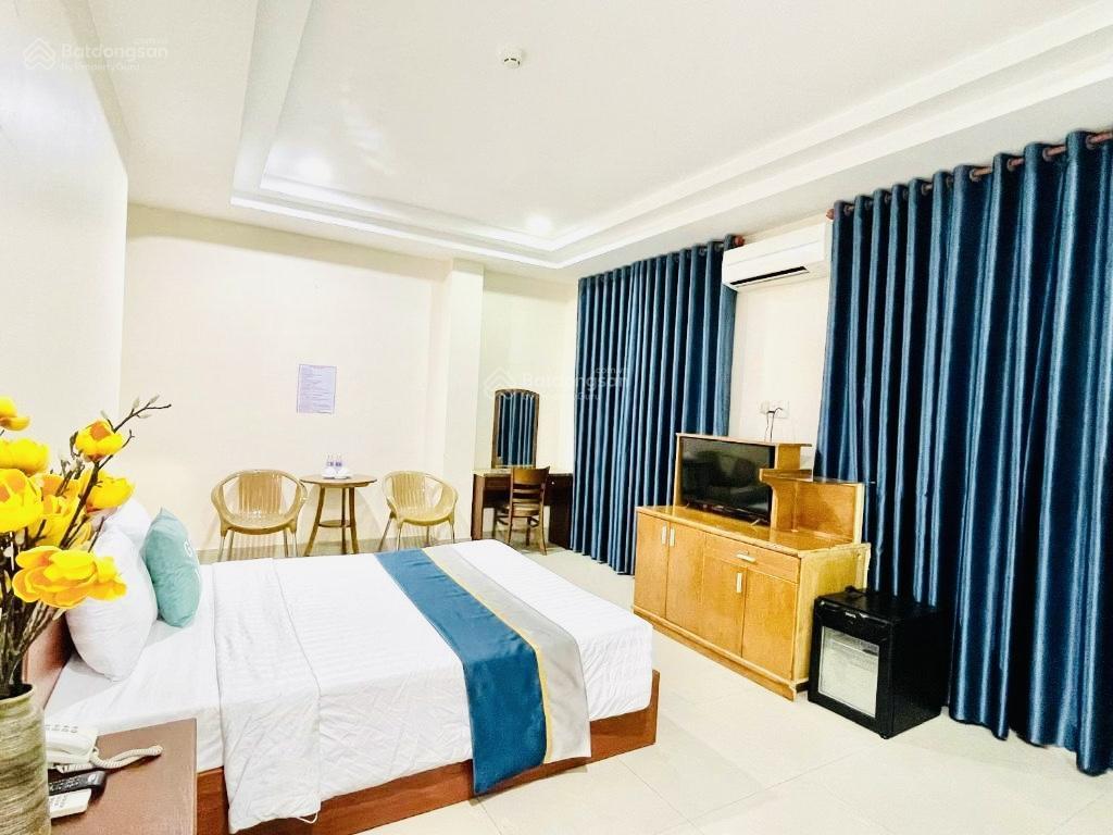 Giảm 10 tỷ! bán khách sạn 3 sao mt lê quang định,bình thạnh,(15mx20m),8 tầng,hđt200tr, giá 47 tỷ