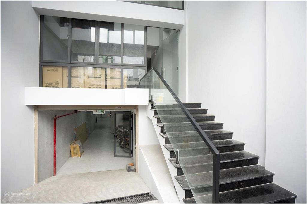 Vị trí vip! tòa chdv mt bình quới, bình thạnh,(5mx36m), hầm+7 tầng, hđt120tr, giá 27 tỷ