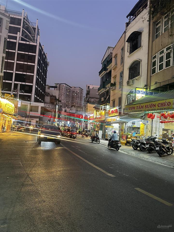 Ngộp bank! bán gấp mặt tiền huỳnh văn bánh, phú nhuận, (5mx12m), 5 tầng + thang máy, giá 17.8 tỷ